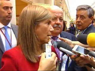 Mato califica de "responsable" su gestión en la crisis del ébola