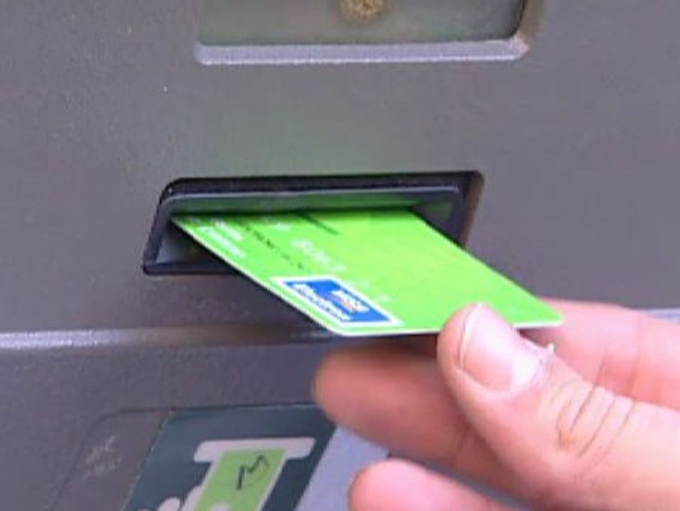 Los cargos de las tarjetas opacas se disparaban en vacaciones