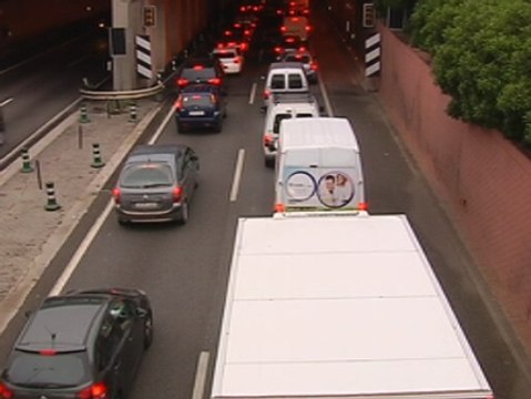 Caos circulatorio en el día sin coches