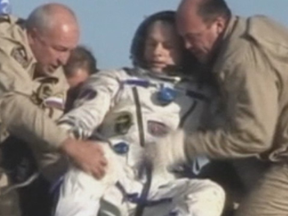 Aterriza con éxito la nave Soyuz