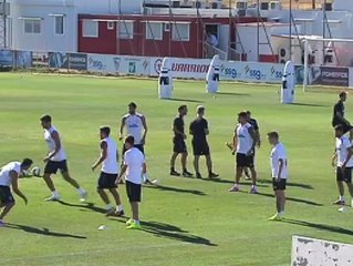 Sesión doble de entrenamiento para el Sevilla con Aspas y Barbosa