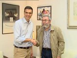 Pedro Sánchez se reúne con Cándido Méndez en la sede de UGT