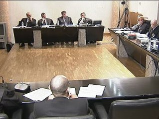 El juez Elpidio Silva se niega a declarar después de que la sala no admita que cambie de abogado