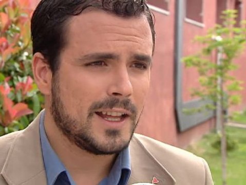 Alberto Garzón: Hay muchos populares nerviosos por el crecimiento de partidos a la izquierda del PSOE