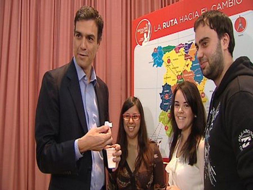 'Batalla' audiovisual en las primarias socialistas