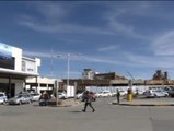 Un hombre apuñala a 11 personas en el aeropuerto de La Paz
