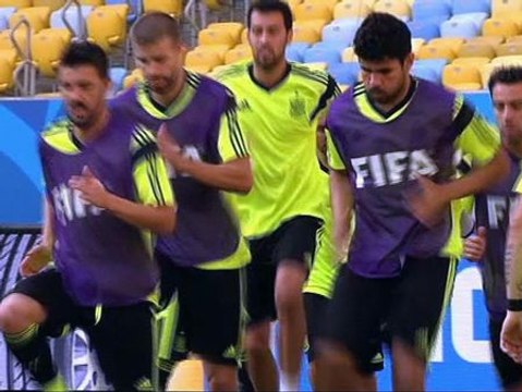 España afronta el trascendente partido frente a Chile con muchas incógnitas en el once