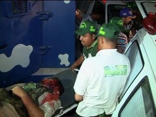 Un atentado en el aeropuerto de Karachi deja una veintena de muertos