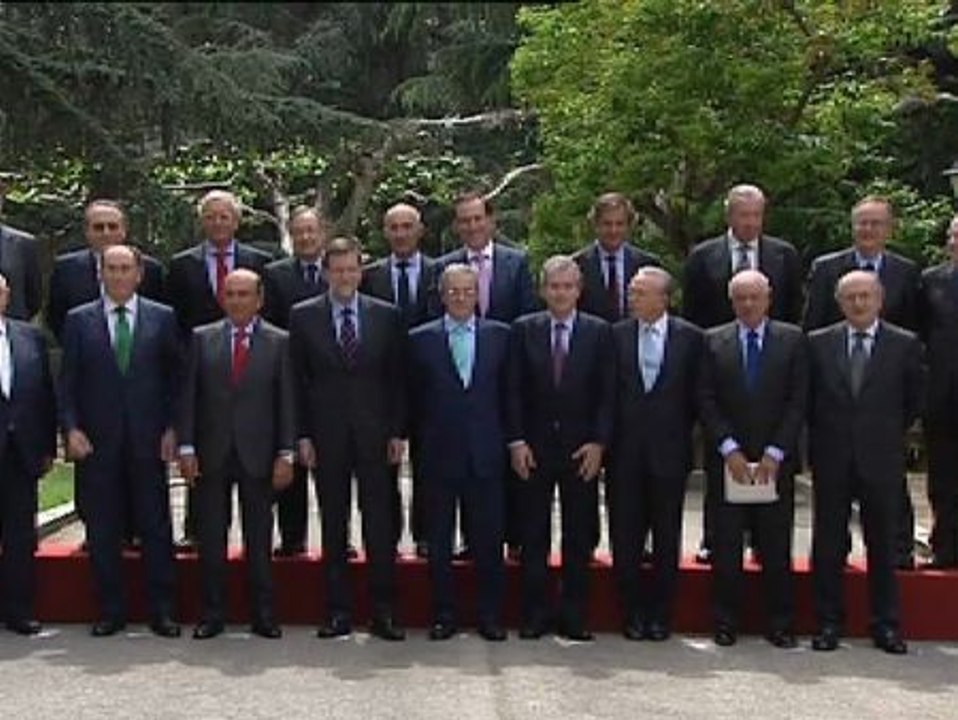 Rajoy se reúne con los grandes empresarios para hablar de la recuperación económica