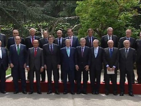 Rajoy se reúne con los grandes empresarios para hablar de la recuperación económica