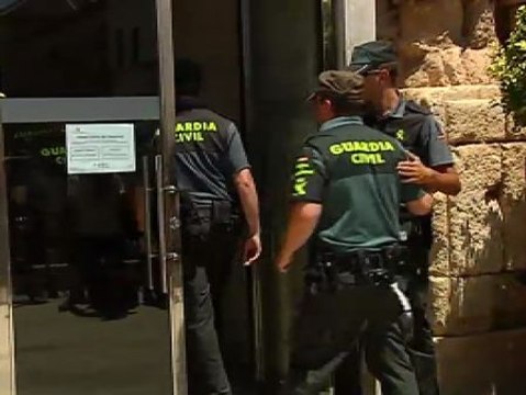 Detenido el alcalde de Torredembarra por una presunta trama de corrupción