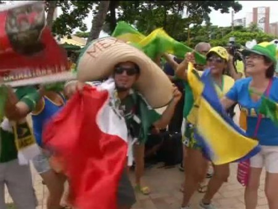 Las aficiones calientan motores antes del Brasil-Méjico