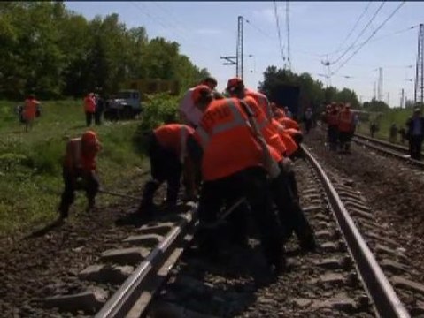 Nueve muertos y al menos 45 heridos en un accidente ferroviario en Rusia