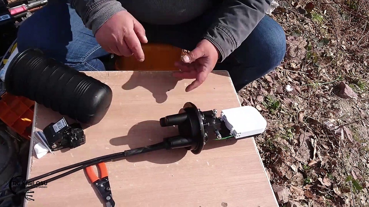 Sahada Fiber Optik Kablo Sonlandırma 5