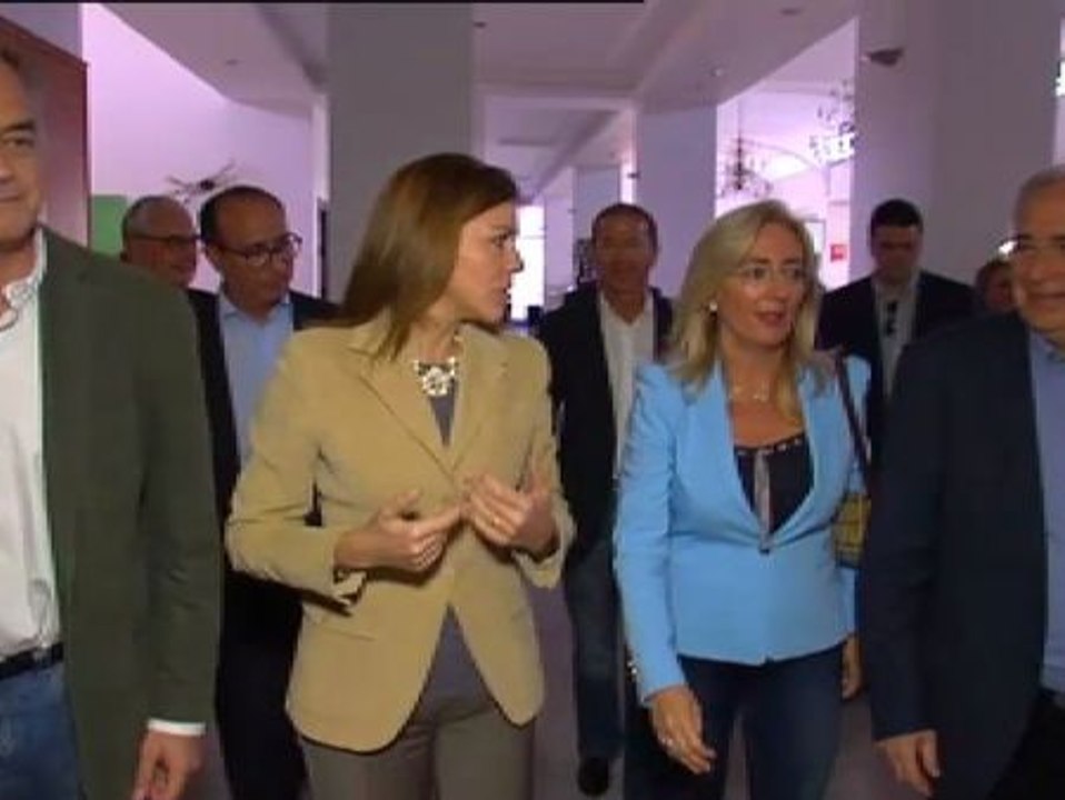 Cospedal avala la actuación en la frontera de Melilla