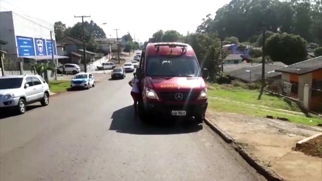 Idosa sofre ferimentos ao cair de cadeira no Bairro XIV de Novembro