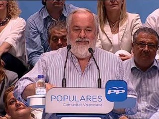 Cañete ensalza a Aznar como negociador en la UE