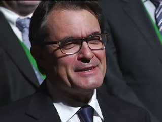 Sáenz de Santamaría pide a Mas que defina su posición