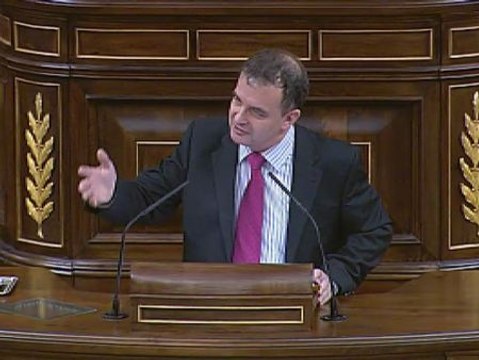 Bosch a Rajoy: No nos pongamos posesivos, en política y en amores suele acabar mal