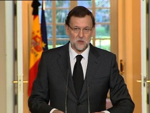 Rajoy: Es momento de mostrar respeto hacia el hombre de concordia que hizo posible la Democracia