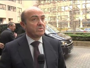 De Guindos minimiza el incumplimiento del déficit para 2013