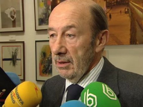 Rubalcaba: Las víctimas del 11M siguen requiriendo de nosotros apoyo, cariño y solidaridad