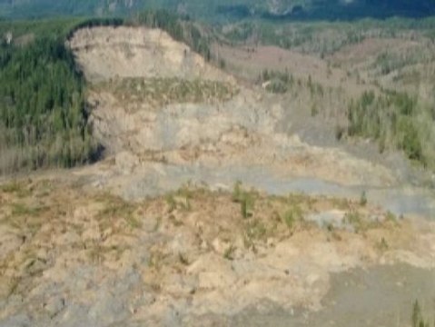 El corrimiento de tierras en Seattle deja ya 14 muertos