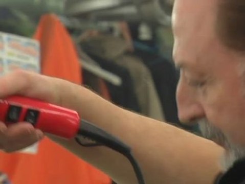 Los peluqueros se movilizan para pedir el IVA reducido