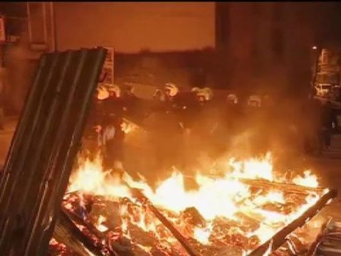 Duros enfrentamientos entre la Policía y manifestantes en Turquía