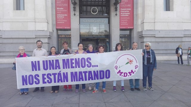 Ana Mata, Movimiento Democrático de Mujeres: Queremos unas leyes justas y desde el principio; la enseñanza tiene que ser igualitaria