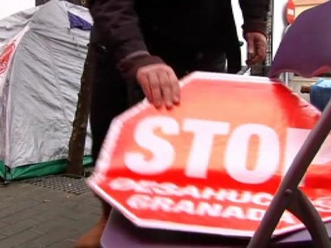 Acampados para evitar el desahucio