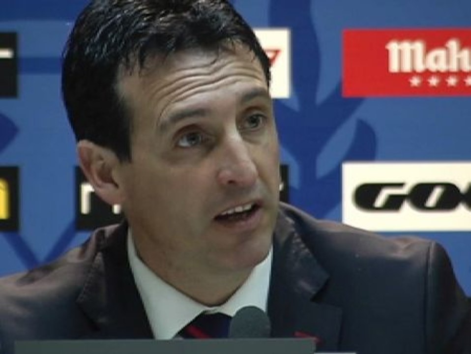 Unai Emery: "El equipo ha hecho un partidazo en defensa y luego juega a ganar"