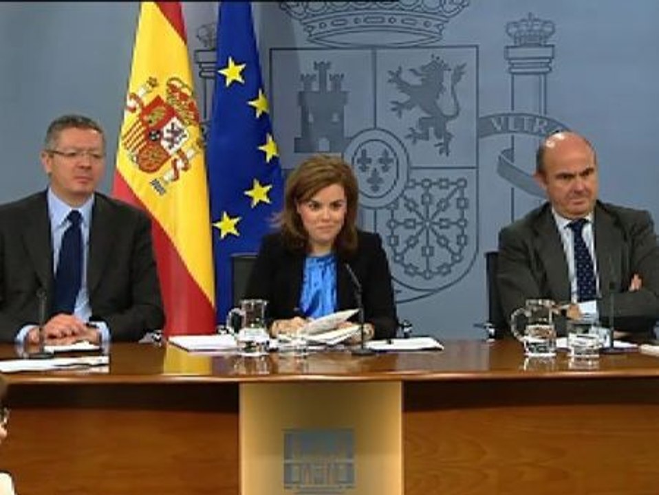 Sáenz de Santamaría sobre la propuesta de Urkullu: "El Gobierno vasco conoce muy bien cuál es nuestra política penitenciaria"