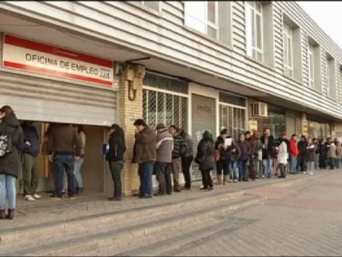 2014 comienza con un incremento del paro de 113.097 desempleados