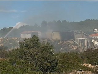 Una fábrica de pirotecnia explota en Tarragona