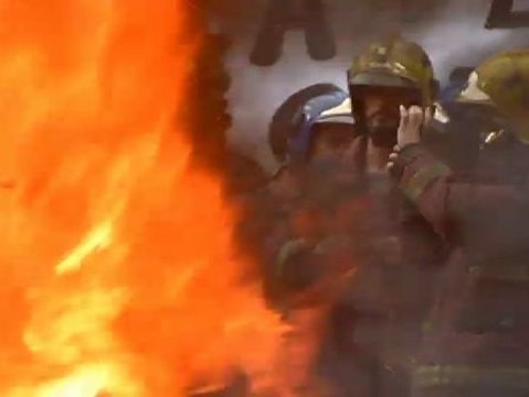 Protestas de los bomberos de la Generalitat contra los recortes