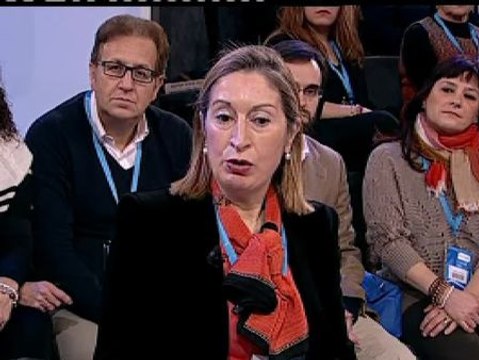 El Gobierno recupera la herencia del PSOE para justificar los recortes