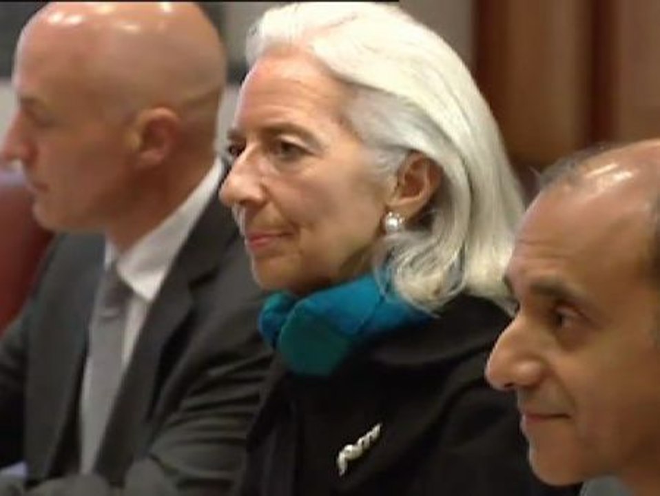 El FMI dice que España crecerá este año al 0,6%, el triple de su previsión anterior