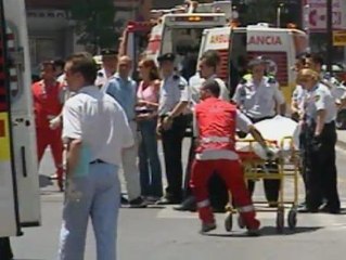 Télécharger la video: Se reabre el caso del accidente del metro de Valencia