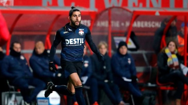 Beşiktaş'ın Hollanda'ya Kiraladığı Aras Özbiliz, Oyuna Girmeyi Reddettiği İçin Kadro Dışı Bırakıldı!