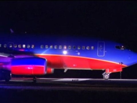 Aterriza en otro aeropuerto por error