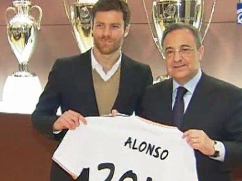 Xabi Alonso renueva 2 años con el Real Madrid