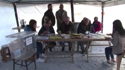 Afet Bölgesinde Kurulan Sandıkta AK Parti Birinci Çıktı