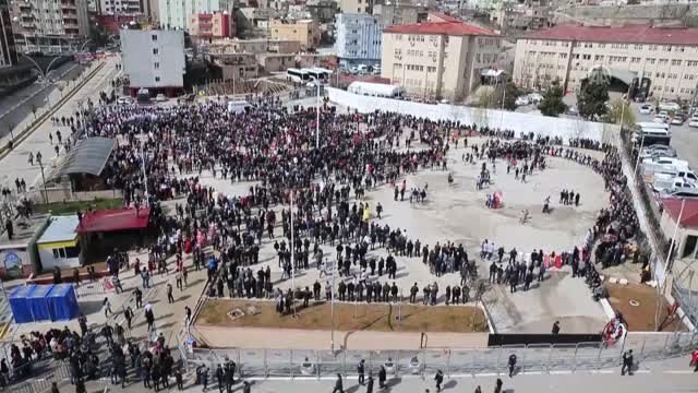 Ak Partililer, Şırnak'taki Zaferi Halaylarla Kutluyor (2)