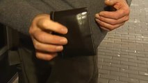 Recupera su cartera gracias a un mendigo