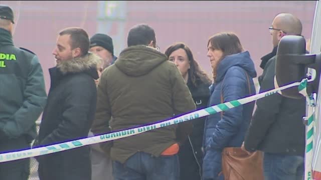 Mata a su mujer con un arma blanca delante de sus tres hijos