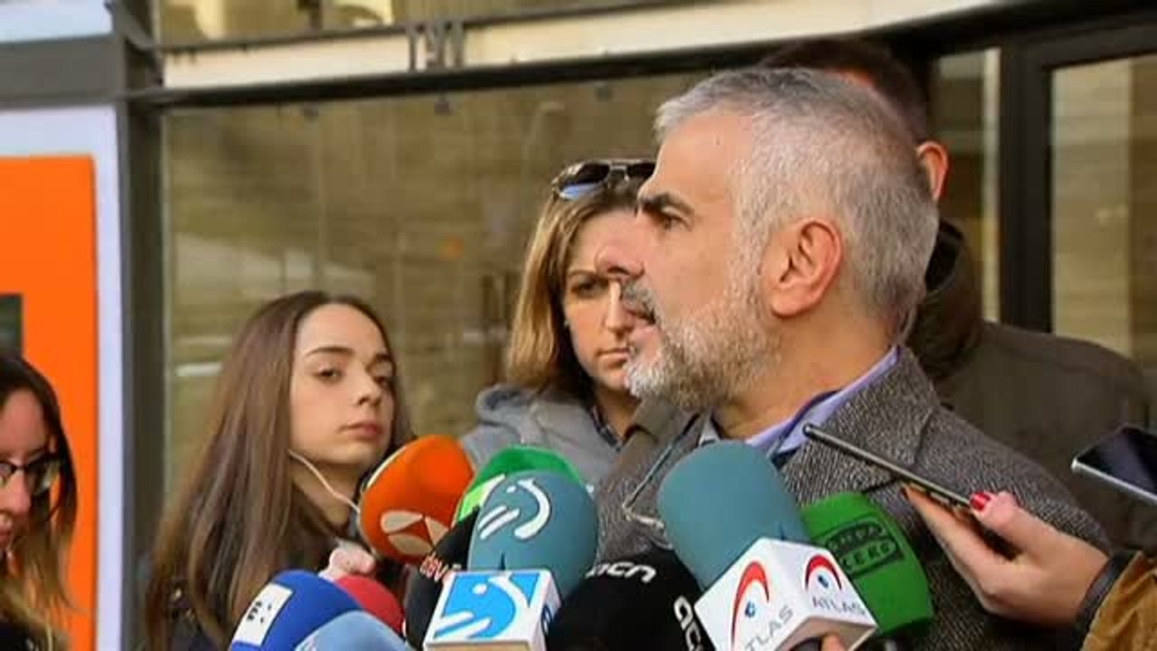 Carrizosa: "Puigdemont no puede hacer de presidente mientras esté fugado de la Justicia"