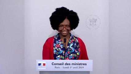 Passation de pouvoir, conseil de ministres, point presse.... la première journée de Sibeth Ndiaye