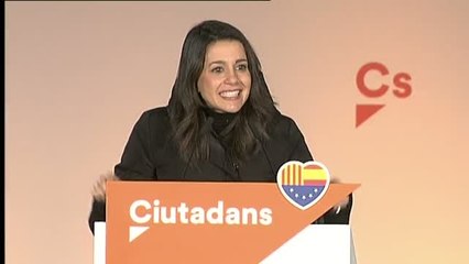 Arrimadas hace un llamamiento a no "quedarse en casa" y anima a ir a "votar"