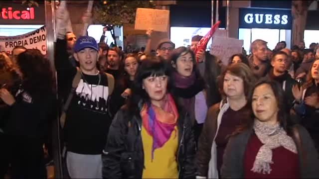 Vox considera que las manifestaciones son intolerables y acusan a Podemos de organizarlas
